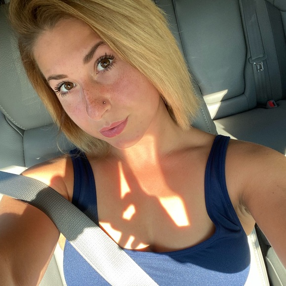 Meet your Posher, Megan - Picture 7 of 11